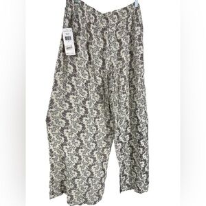 Ralph Lauren print cape pant medium. Flowy boho NWT